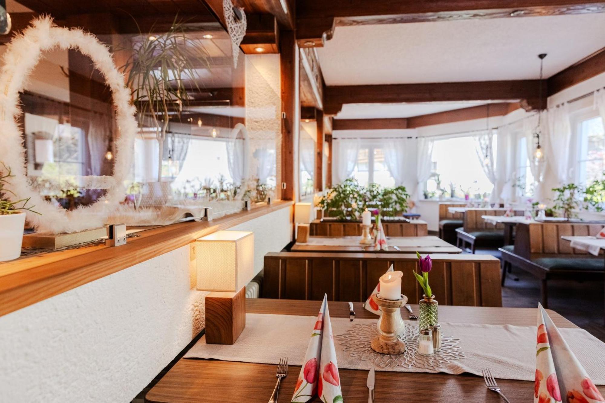 Landgasthof Zur Linde Heimbuchenthal Ngoại thất bức ảnh
