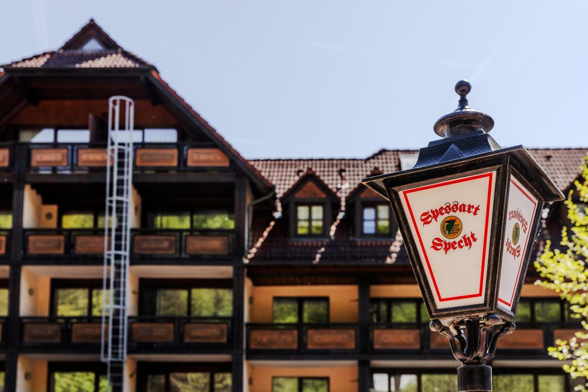 Landgasthof Zur Linde Heimbuchenthal Ngoại thất bức ảnh